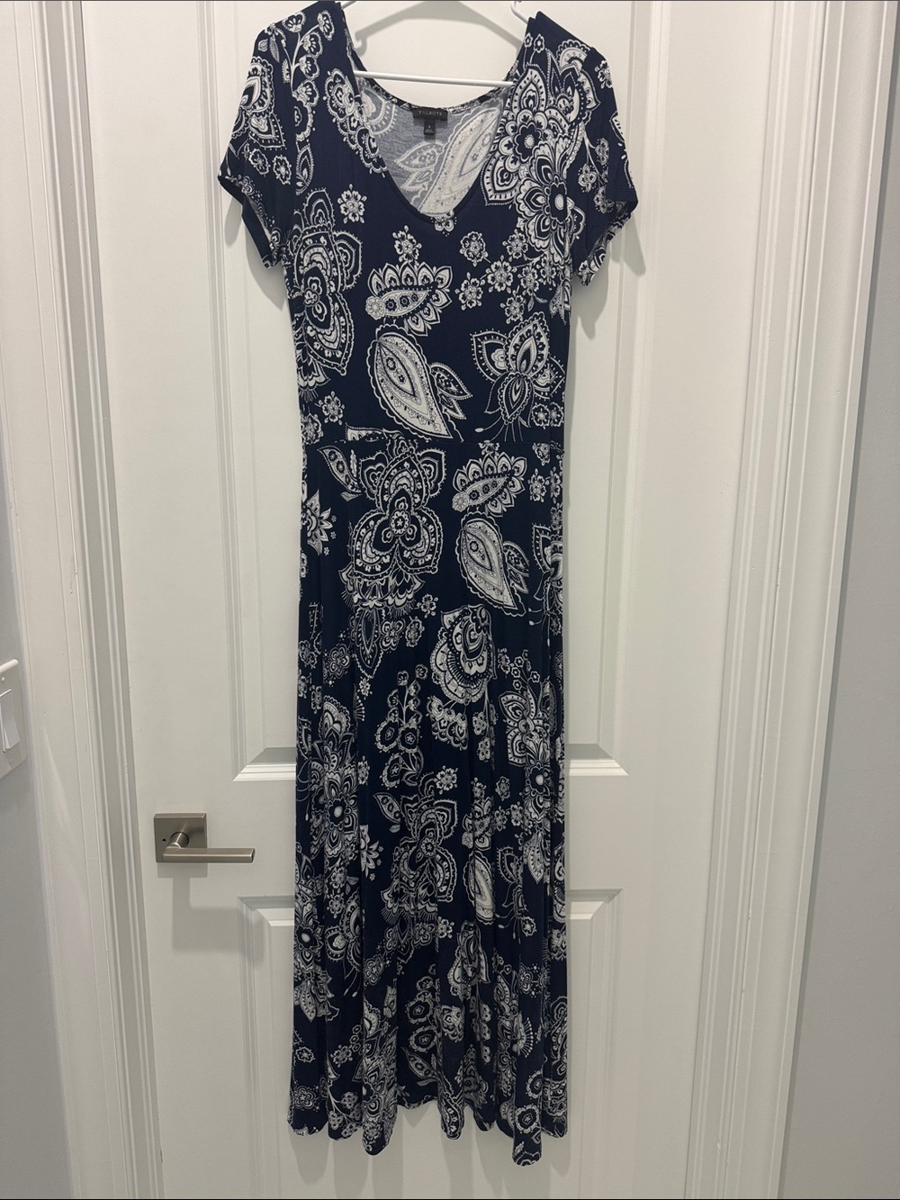 Talbots Navy and White Paisley V-Neck Maxi Dress